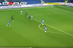 Moet Benteke vrezen voor plaats? Concurrent doet plots dit (Video)