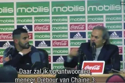 Dit moet je zien: Bondscoach Algerije gaat helemaal los op persconferentie (Video)