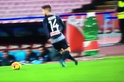 Mertens speelt hoofdrol in topper tegen AC Milan met dit héérlijke balletje (Video)