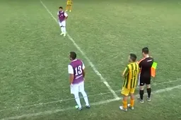 Grappig en triest: Argentijnse speler staat 10 seconden op het veld en dan gebeurt dit (Video)