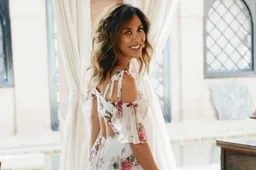 Zij gaat naakt om Arsenal aan te moedigen tegen Tottenham (En wij hebben de beelden!)