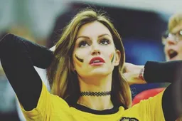 WAG's van Witsel en Meunier maken indruk in bikini