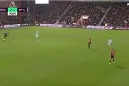 En plots doet Begovic (Bournemouth) dit... (Video)