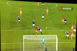 Nainggolan werkt erg beheerst af in de Europa League (Video)