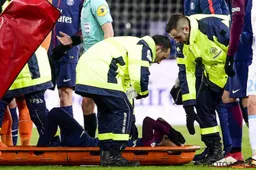 Update over blessure: Neymar moet onder het mes en is lange tijd out