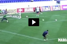 Neymar imiteert Ronaldo op geniale wijze