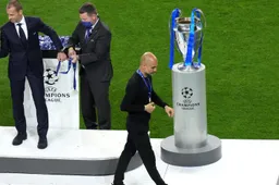 Guardiola massaal uitgespuwd na déze actie: "Hij zou beschaamd moeten zijn!"