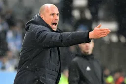 Clement verrast: "Deze vijf ploegen gaan voor de titel strijden"