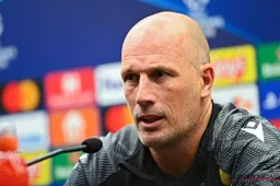 Clement laat zich uit over De Ketelaere en Vanaken na Rode Duivels: "Dat kan niet"