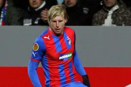 Voetbalwereld volledig in shock: Voormalig toptalent en international pleegt zelfmoord