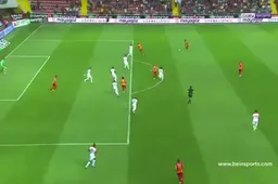 Verguisde verhuurde speler van Anderlecht maakt wereldgoal in Turkije (video)