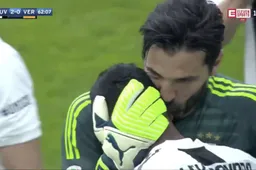 Gigi Buffon krijgt emotioneel afscheid in laatste match voor Juve (Video)
