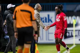 Crisis compleet: Standard onderuit in Beveren na rood Goreux en flater Bodart