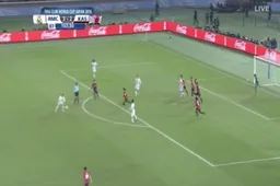 Cristiano Ronaldo bevrijdt Real Madrid met een fenomenale hattrick (Video)