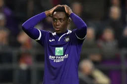 'Toptransfer Sambi Lokonga gedwarsboomd door overbodige Club-speler'