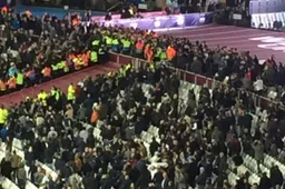Rellen uitgebroken in stadion na West Ham - Chelsea