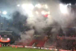 Wedstrijd van Standard weer stilgelegd