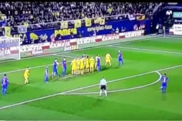 Messi scoort een ongelofelijk doelpunt (Video)