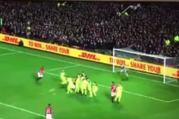 Mignolet stopt Ibrahimovic met deze fantastische redding (Video)