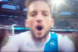 Heerlijk! Zo viert Dries Mertens zijn doelpunt (Video)