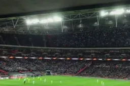 KIPPENVEL: Gent-fans zingen op Wembley Mia van Gorki (Video)