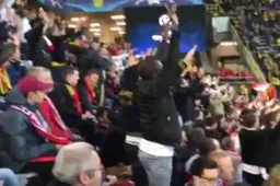 KIPPENVEL! Dit doen de fans van Monaco in stadion van Dortmund (Video)