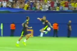 Genieten! Zó warmen Neymar en Gabriel Jesus op (Video)