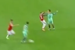 Ronaldo pakt uit met smerige actie, maar komt er verrassend genoeg mee weg (Video)