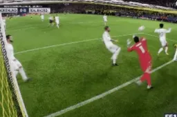 Ramos doet dit tegen Dortmund (zonder straf!) (Video)