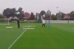 Vanhaezebrouck leidt eerste training, en dat heeft iedereen geweten (Video)