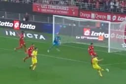 PSG sukkelt, maar dan doet Meunier dit (Video)