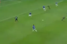 Arsenal maakt twee fenomenale teamgoals tegen Everton (Video)