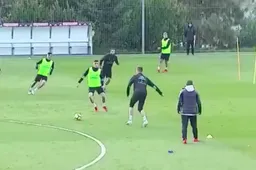 En plots doet Cristiano Ronaldo dit (Video)