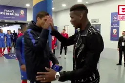 De handshakes van Pogba zijn... ongelofelijk speciaal (Video)