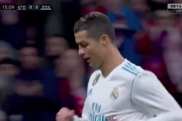 Wát is er toch aan de hand met Ronaldo? CR7 wordt pijnlijk afgetroefd (Video)