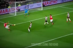 Ibrahimovic maakte bijna fenomenaal doelpunt bij comeback (Video)