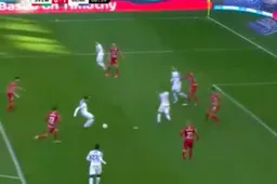 Zó speel je de tegenstander zoek! Genk maakt heerlijke goal (Video)