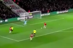 Niemand begrijpt hoe Lukaku deze kans kon missen (Video)