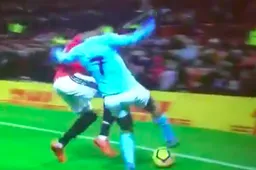 Sterling beëindigt de carrière van Young (Video)