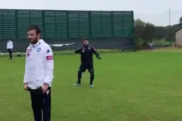 En dan doet Dries Mertens plots dit (Video)