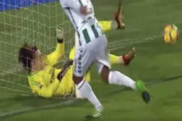 Mile Svilar loopt vreselijke hoofdblessure op (Video)