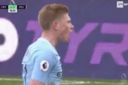 De Bruyne scheldt ploeggenoot huid vol na slechte eerste helft (Video)