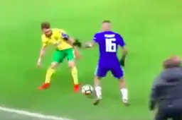 Chelsea-speler pakt nu al uit met Panna van het Jaar (Video)