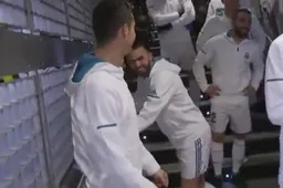 Ronaldo dolt met kleine jongen, maar dan komt Messi ter sprake (Video)