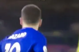 En dan doet Hazard plots dit bij David Luiz (Video)