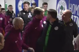 Guardiola verliest kalmte en laat minst fraaie kant zien (Video)