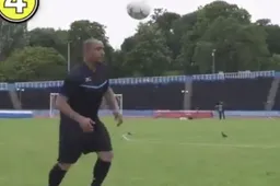 Roberto Carlos kan nog steeds lekker voetballen (Video)