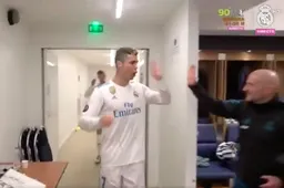 Beelden uit kleedkamer na uitschakeling PSG gaan de wereld rond (Video)