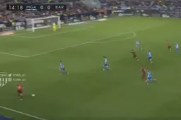 Luis Suarez scoort na fenomenale assist van Jordi Alba (Video)