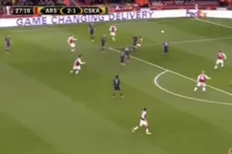 WOW! Aaron Ramsey scoort wereldgoal tegen CSKA (Video)